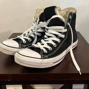 Mens chucks sz 10